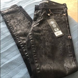 Rachel Millennium Black